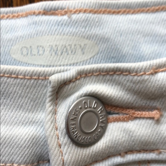 Shorts - Picture 3 of 3